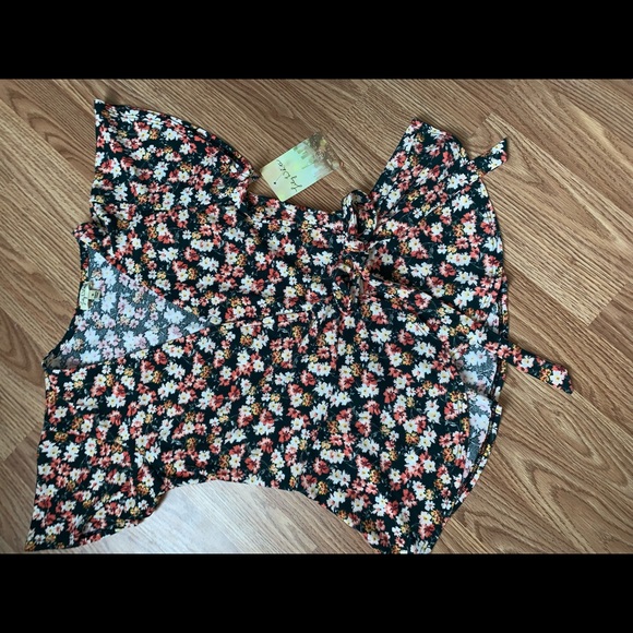 Blouse 👚 - Picture 3 of 4